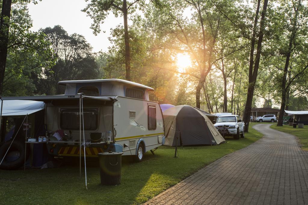 Merry Pebbles Resort Sabie Extérieur photo