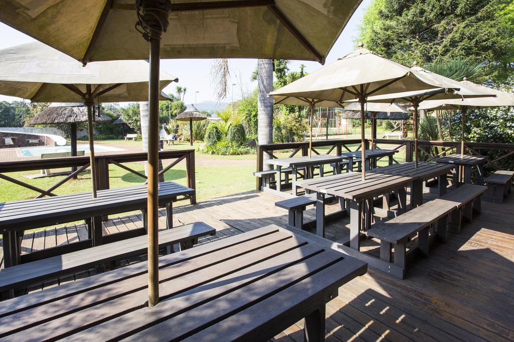 Merry Pebbles Resort Sabie Extérieur photo