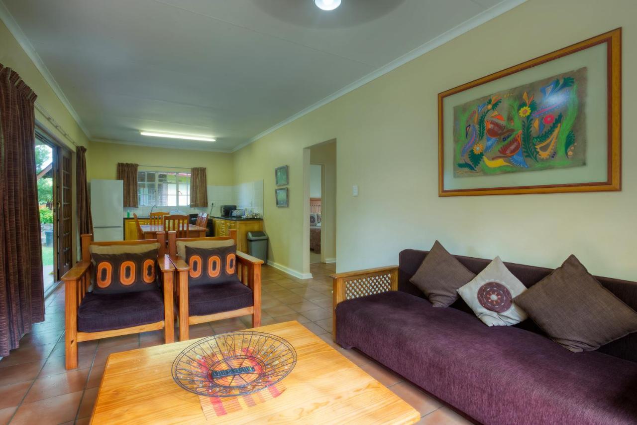 Merry Pebbles Resort Sabie Extérieur photo