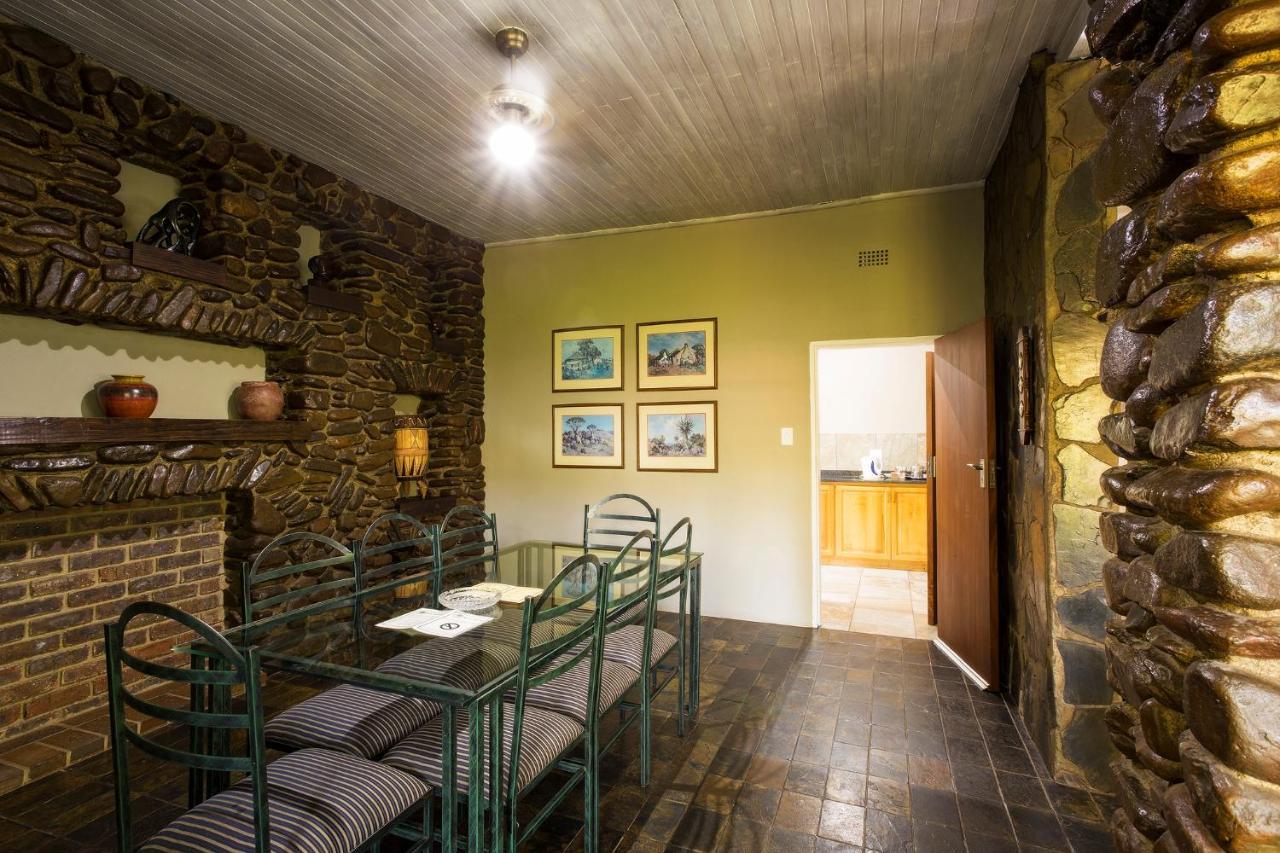 Merry Pebbles Resort Sabie Extérieur photo