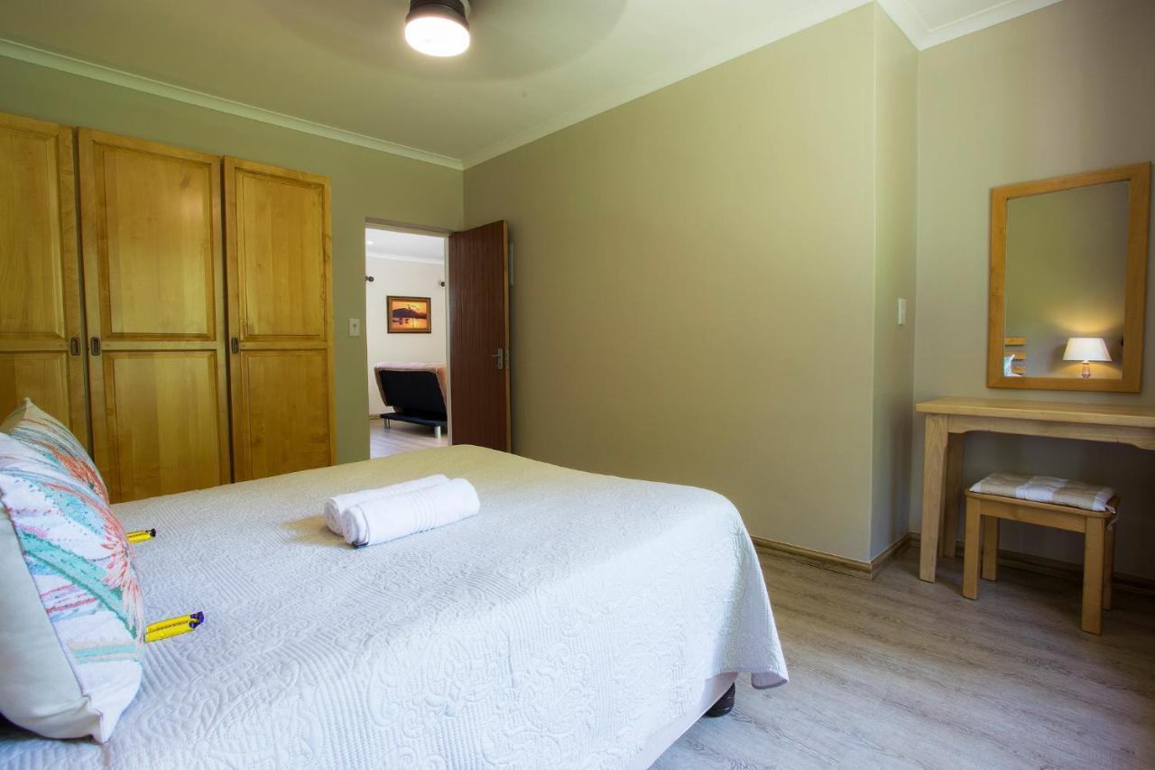 Merry Pebbles Resort Sabie Extérieur photo