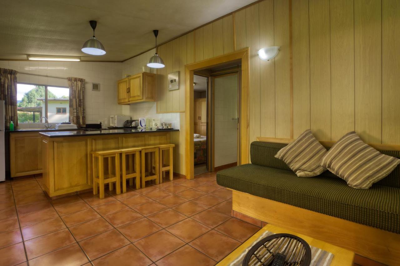 Merry Pebbles Resort Sabie Extérieur photo