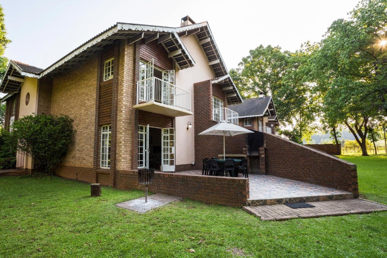 Merry Pebbles Resort Sabie Extérieur photo