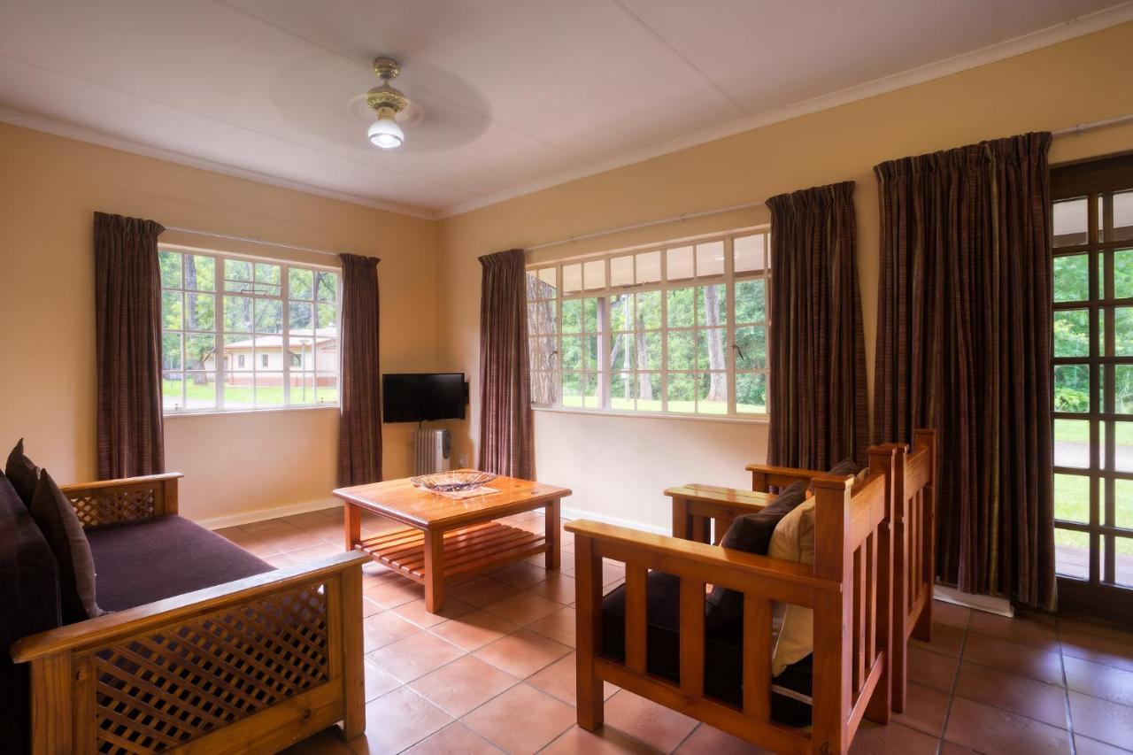 Merry Pebbles Resort Sabie Extérieur photo